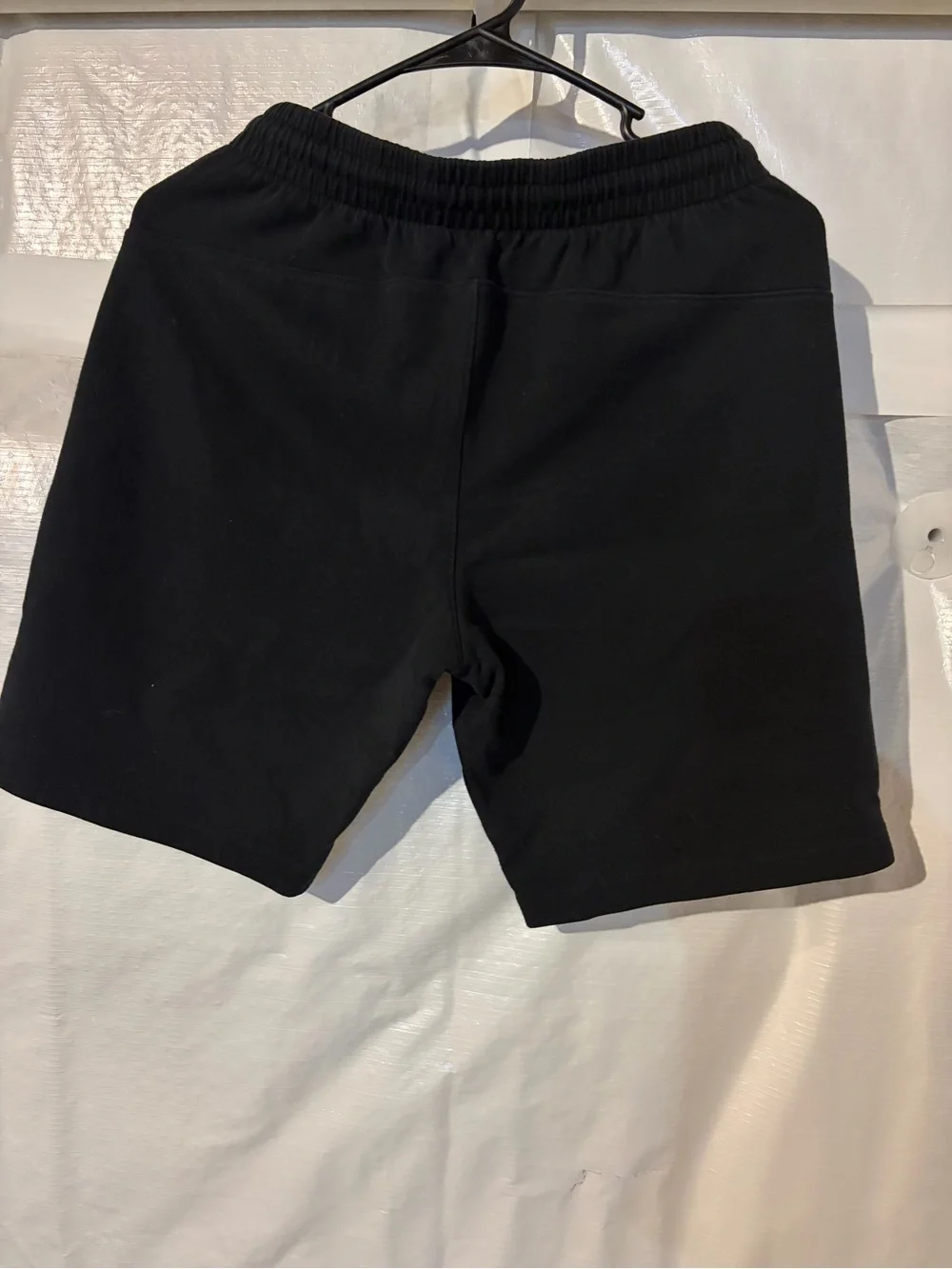 Old Navy Men's Black Athletic Shorts with Zip Pockets